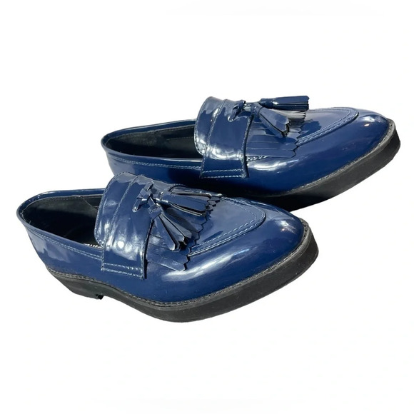 Lord & Taylor Design Lab Patent Navy Blue Loafers With Tassels Size  7B - Picture 2 of 9